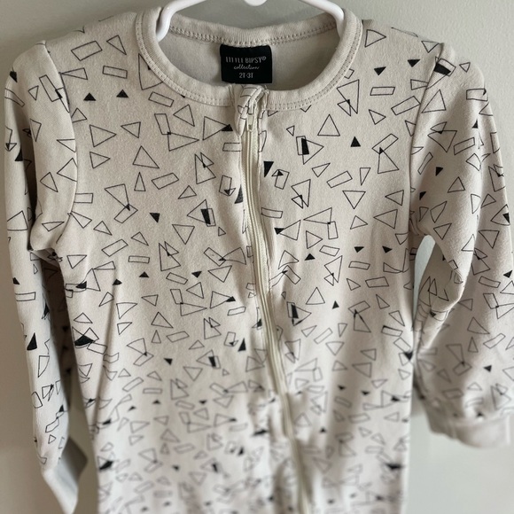 Little Bipsy Triangle 2 Way Zip Romper - Almond Off White - Size 2T - 3T - Picture 2 of 7